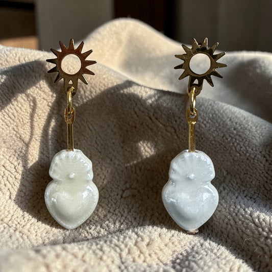 Sacred Heart Sun Disk Stud Earrings - Creamy White